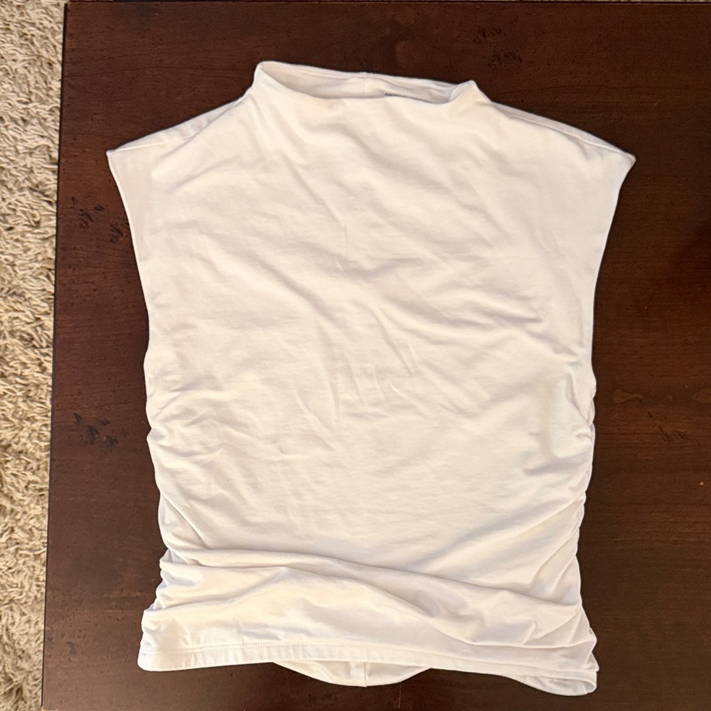Abercrombie & Fitch White Sleeveless Mock Neck Tank